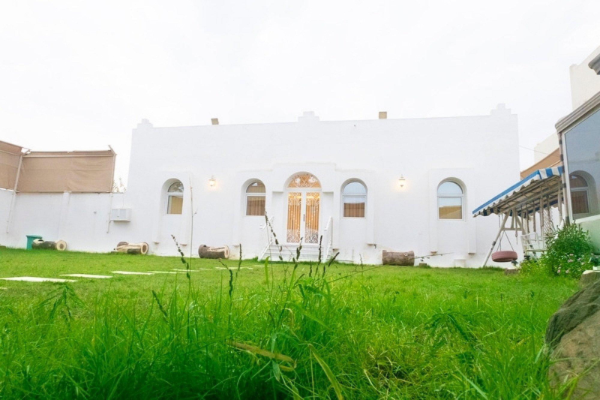 4 Bedrooms + Padel Court