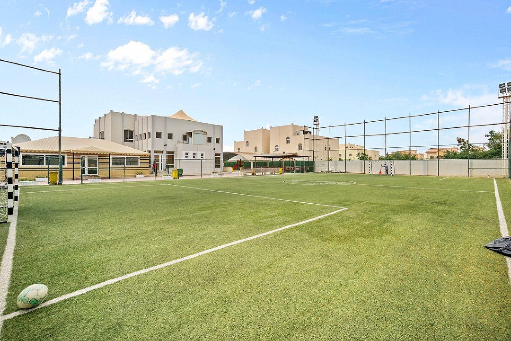 4 bedrooms + football court